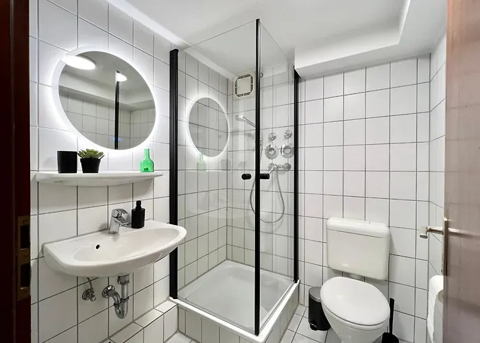 - Free Parking * Essen