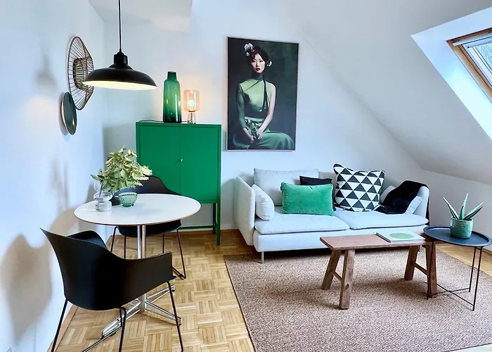 - Free Parking Appartement