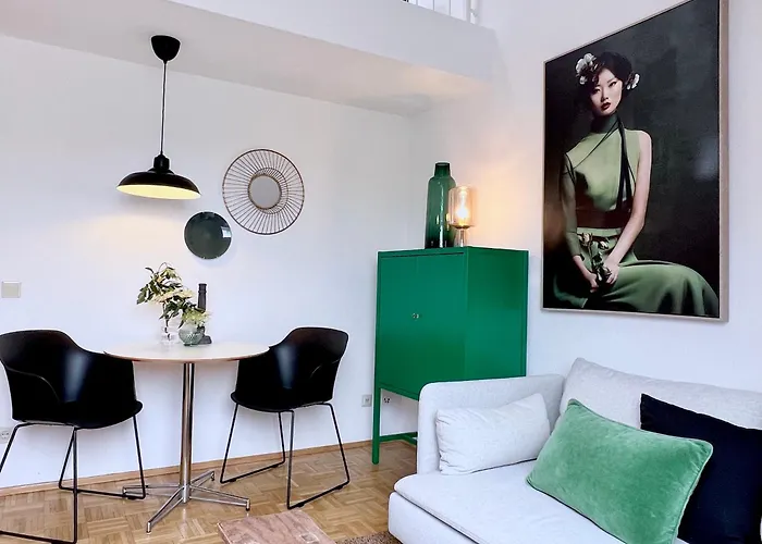 - Free Parking Appartement